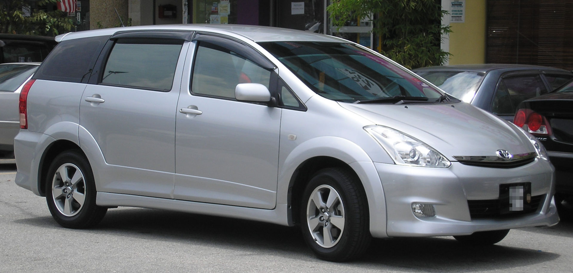 Toyota Wish in Uganda – 10 Things to Know Before You Buy