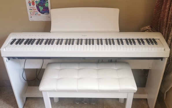 Piano for sale in Uganda – Secondhand, good quality