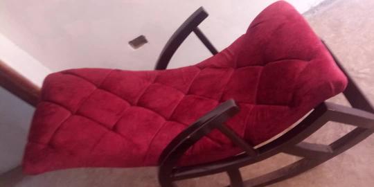 Rocking chair, still new