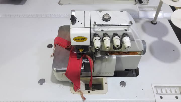 SIRUBA OVERLOCK MACHINE