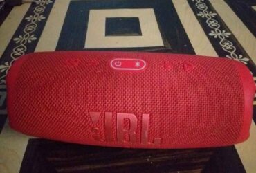JBL charge5 speaker