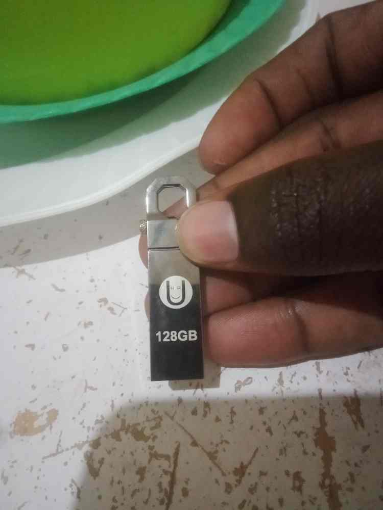 Private: 128gb storage metallic flash disk